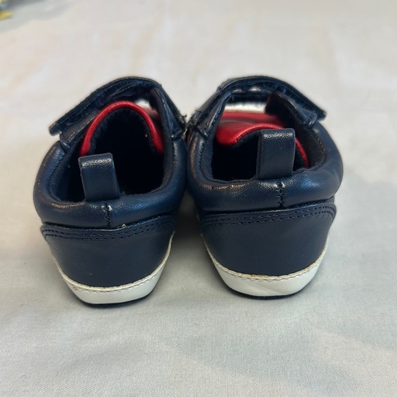 Tommy Hilfiger Blue and Red Sneakers with Sporty Design - Picture 4 of 7